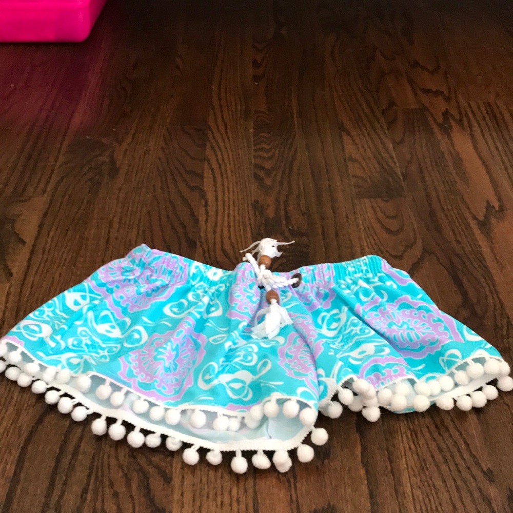 Beach shorts can go in water